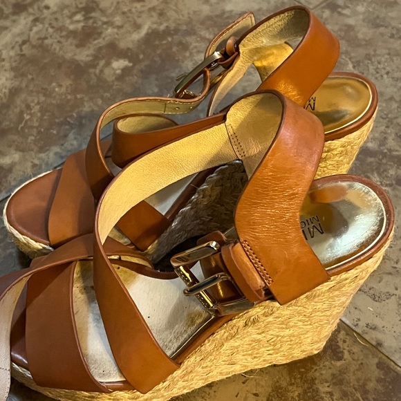 Sandals - Picture 6 of 6